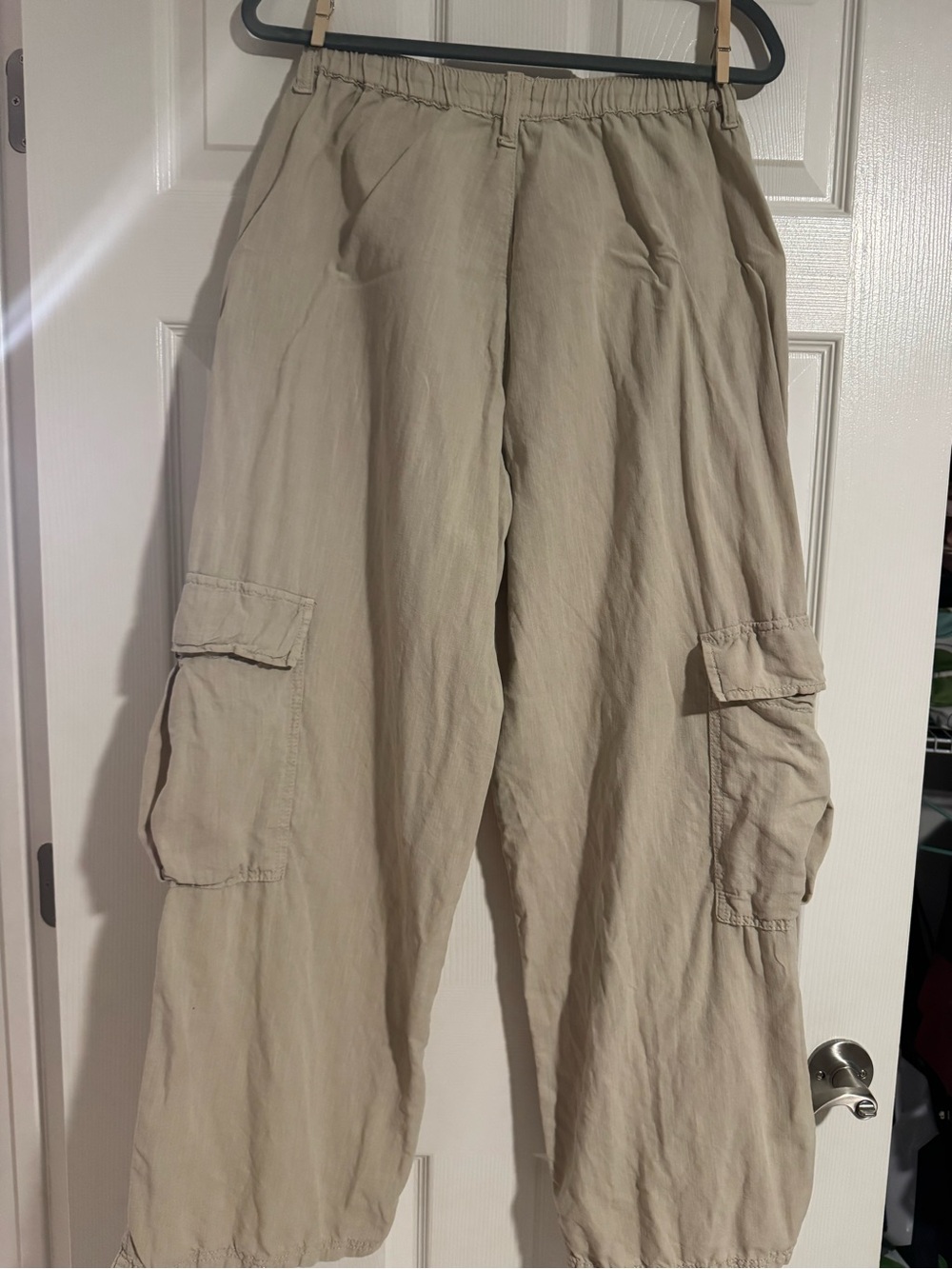 SOLD Wide Leg Cargo Pants in Taupe - Picture 3 of 4